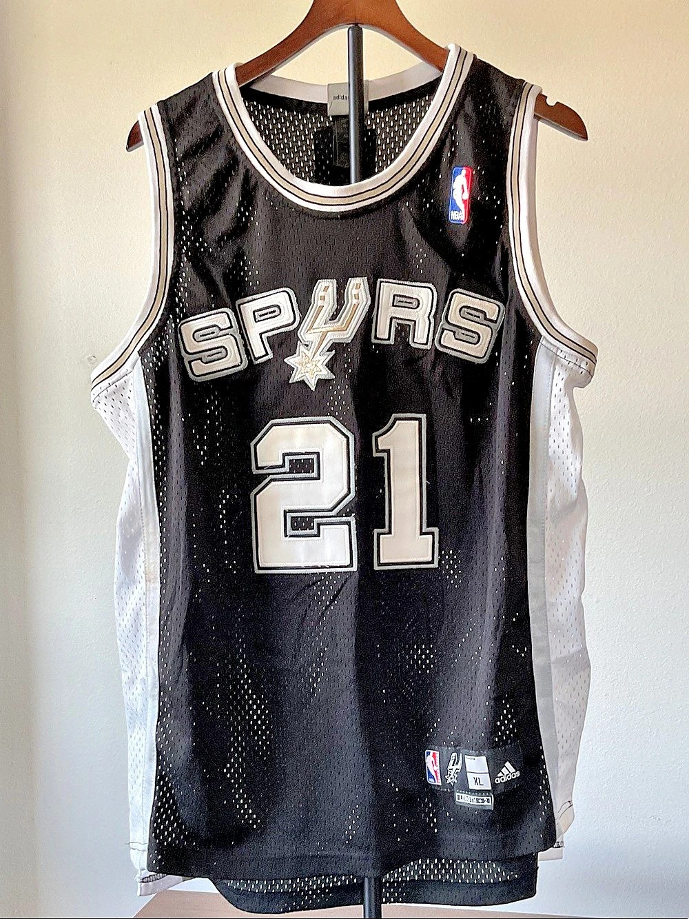adidas Tim Duncan #21 San Antonio Spurs Authentic Jersey Black & White XL NWT